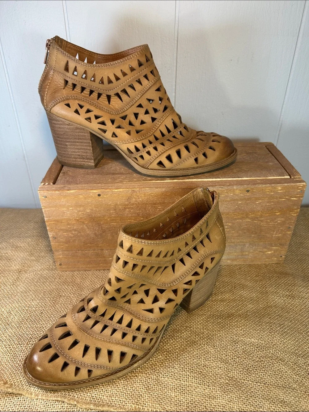 Sofft Westwood Laser Cutout Leather Ankle Booties